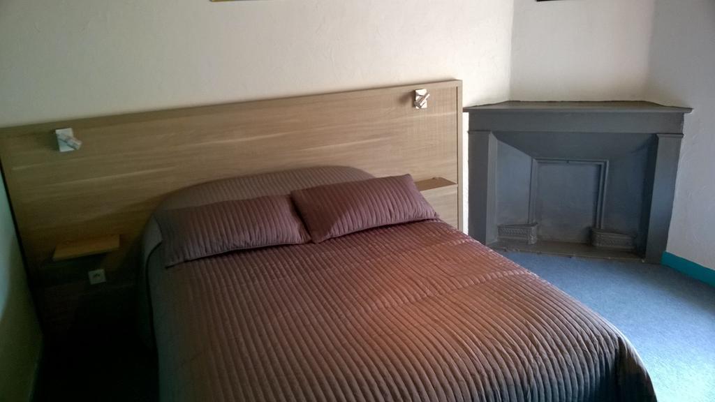 Hotel Des Voyageurs Vorey Bilik gambar