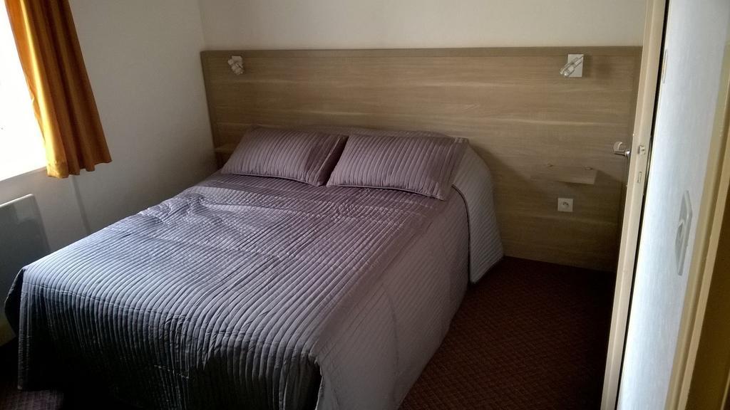 Hotel Des Voyageurs Vorey Bilik gambar